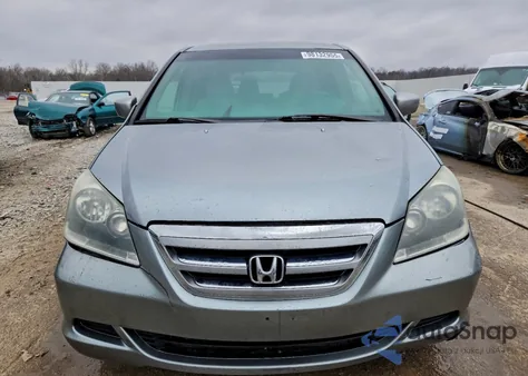2005 Honda Odyssey Ex z USA, uszkodzony, nr VIN 5FNRL38455B076362